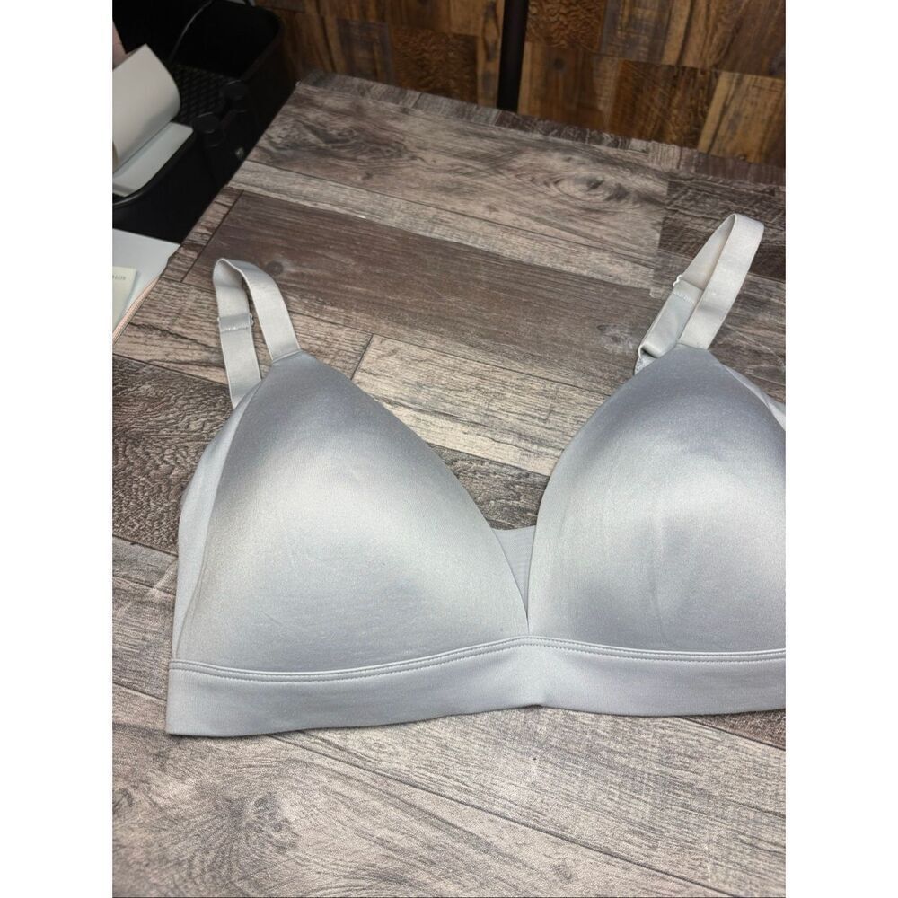 Auden 36DD Lightly Lined Wirefree Bra Gray, NWOT